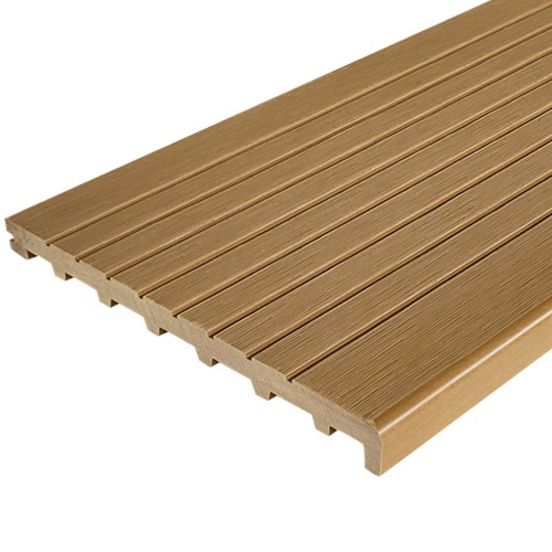 Ступень ДПК Latitudo Step-320 Орех Полнотелая купить в Гагарине